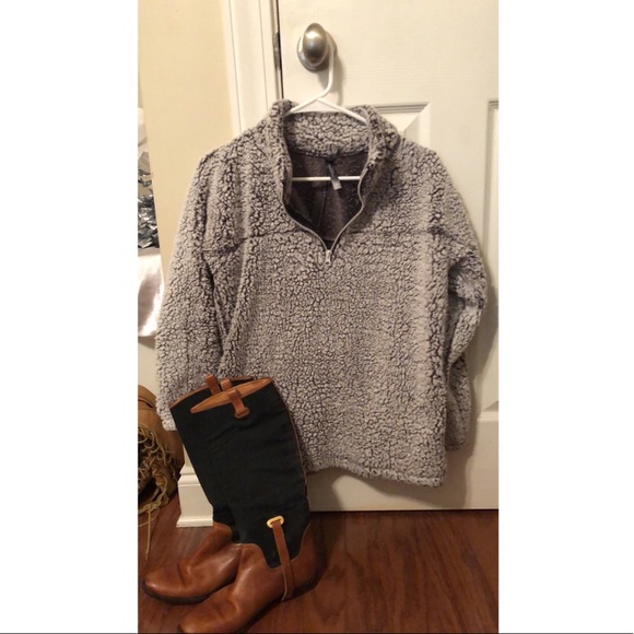 Sweaters - Sherpa Pullover!